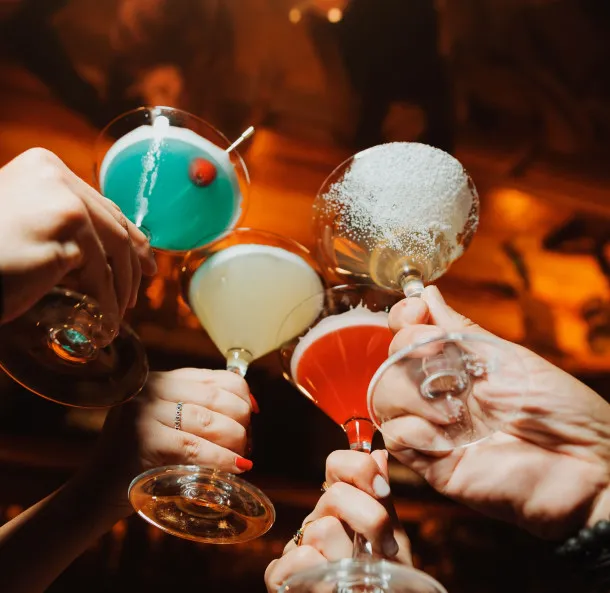 Cocktail antes da meia-noite na Passagem de Ano no Zénite Rooftop Bar